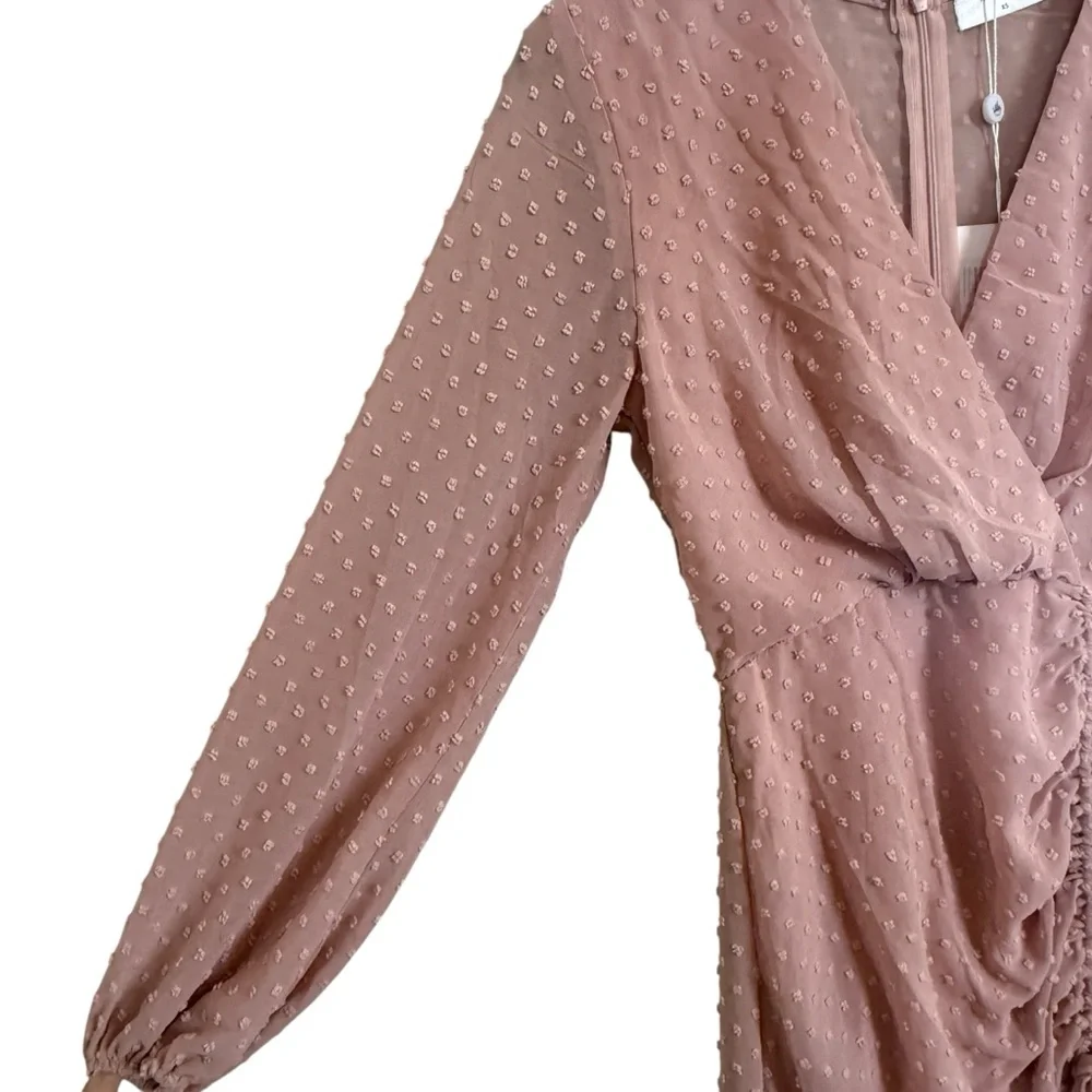 NWT Hello Molly Blush Pink Dress – Romantic & Flowy
Women’s Size XS - Picture 3 of 11